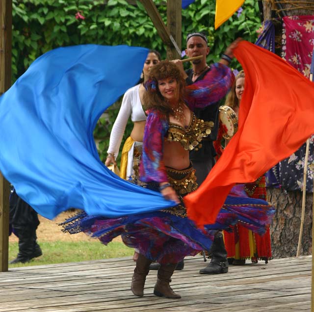 Gypsy Dance Theatre - Kira's Photo Gallery - Photo by Joe Hill
